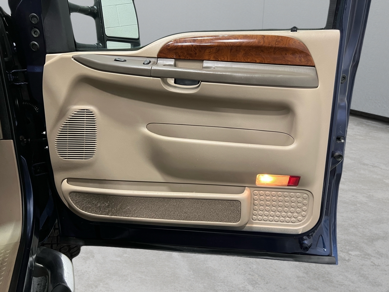 Ford F-350 SD Lariat Crew Cab Long Bed 4WD 2001