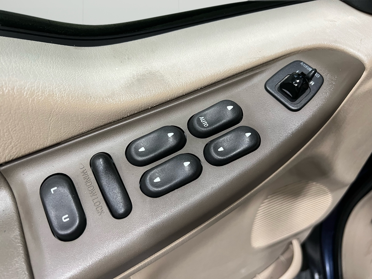 Ford F-350 SD Lariat Crew Cab Long Bed 4WD 2001