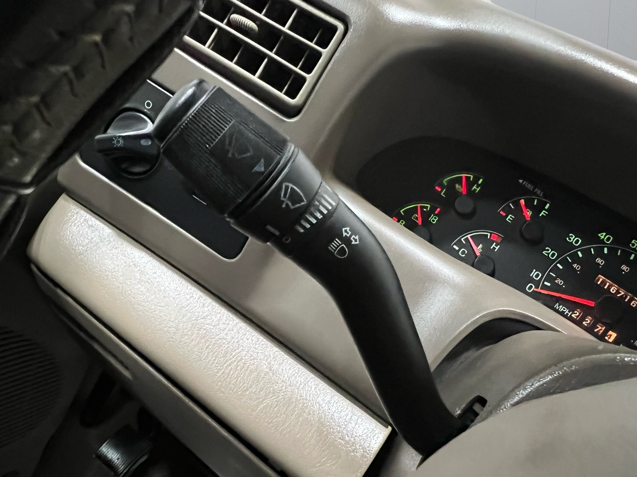 Ford F-350 SD Lariat Crew Cab Long Bed 4WD 2001