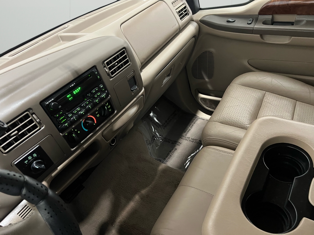 Ford F-350 SD Lariat Crew Cab Long Bed 4WD 2001