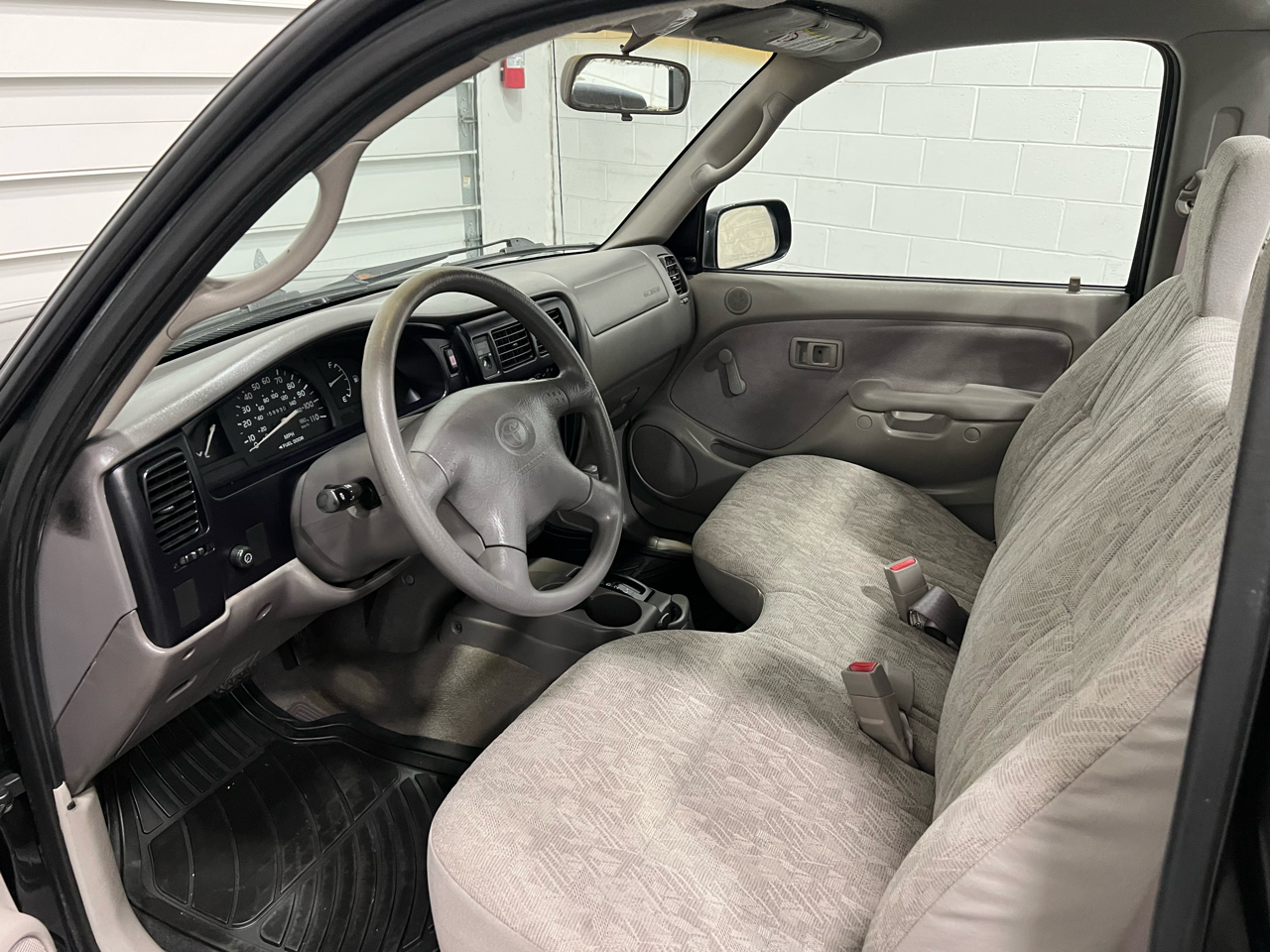 Toyota Tacoma 2WD 2002 Toyota Tacoma 2WD 2002