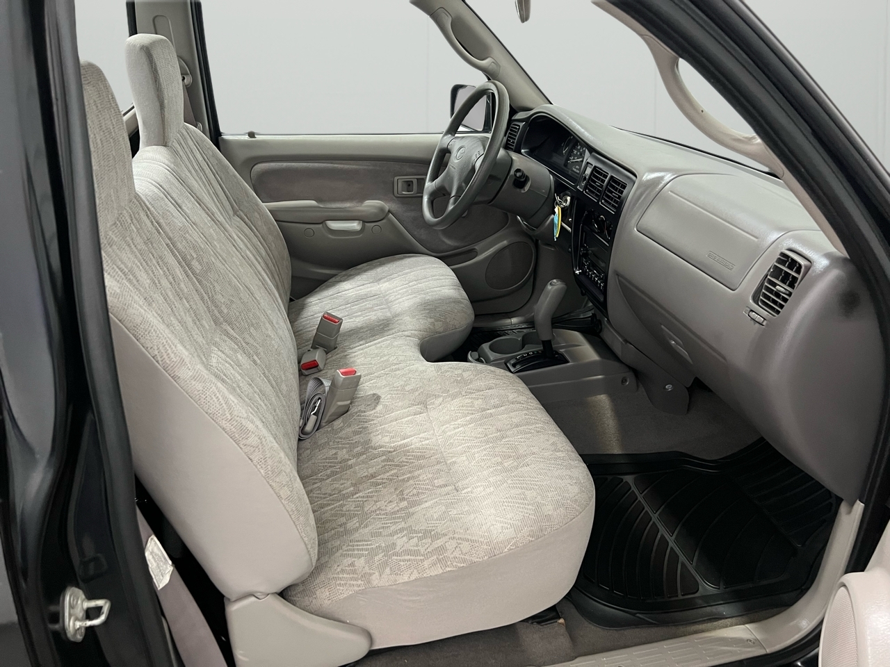 Toyota Tacoma 2WD 2002