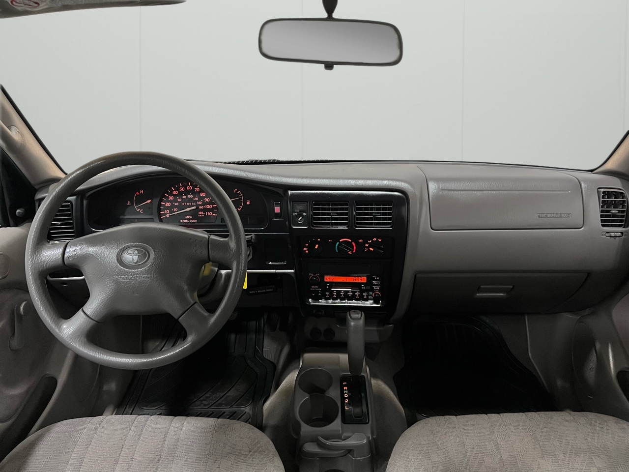 Toyota Tacoma 2WD 2002