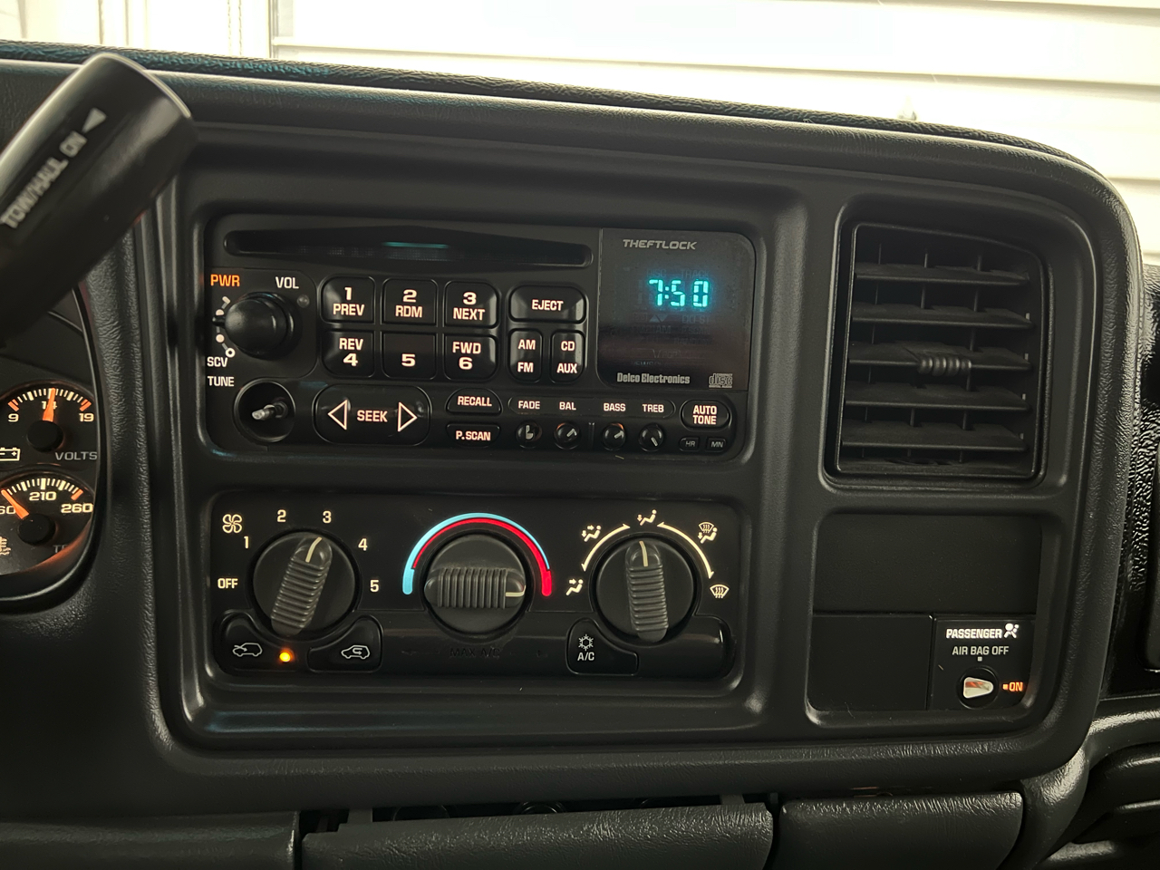 Chevrolet Silverado 2500HD LT Ext. Cab Long Bed 2WD w/OnStar 2001 Chevrolet Silverado 2500HD LT Ext. Cab Long Bed 2WD w/OnStar 2001