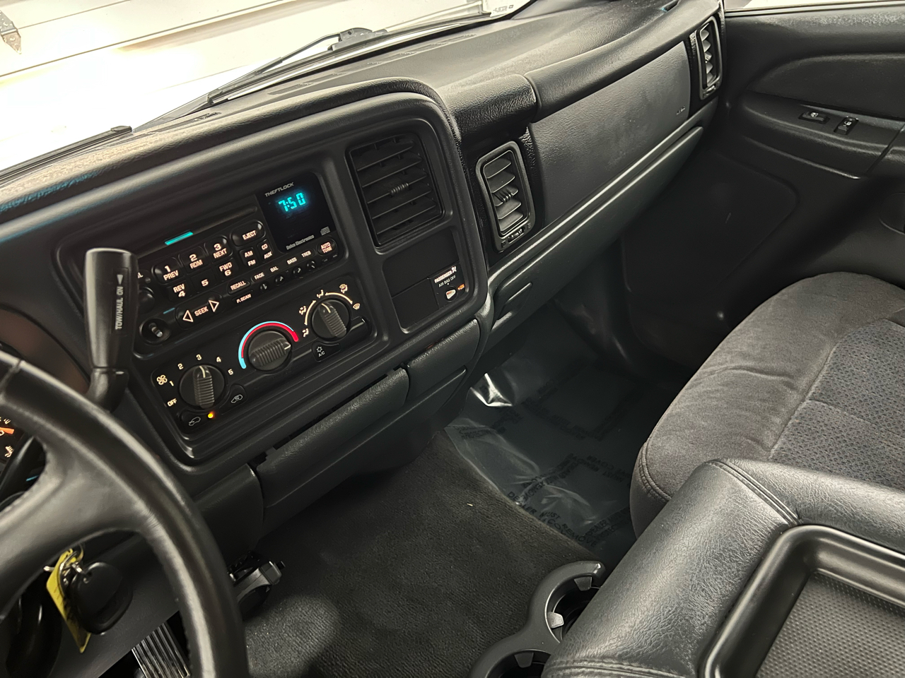 Chevrolet Silverado 2500HD LT Ext. Cab Long Bed 2WD w/OnStar 2001 Chevrolet Silverado 2500HD LT Ext. Cab Long Bed 2WD w/OnStar 2001