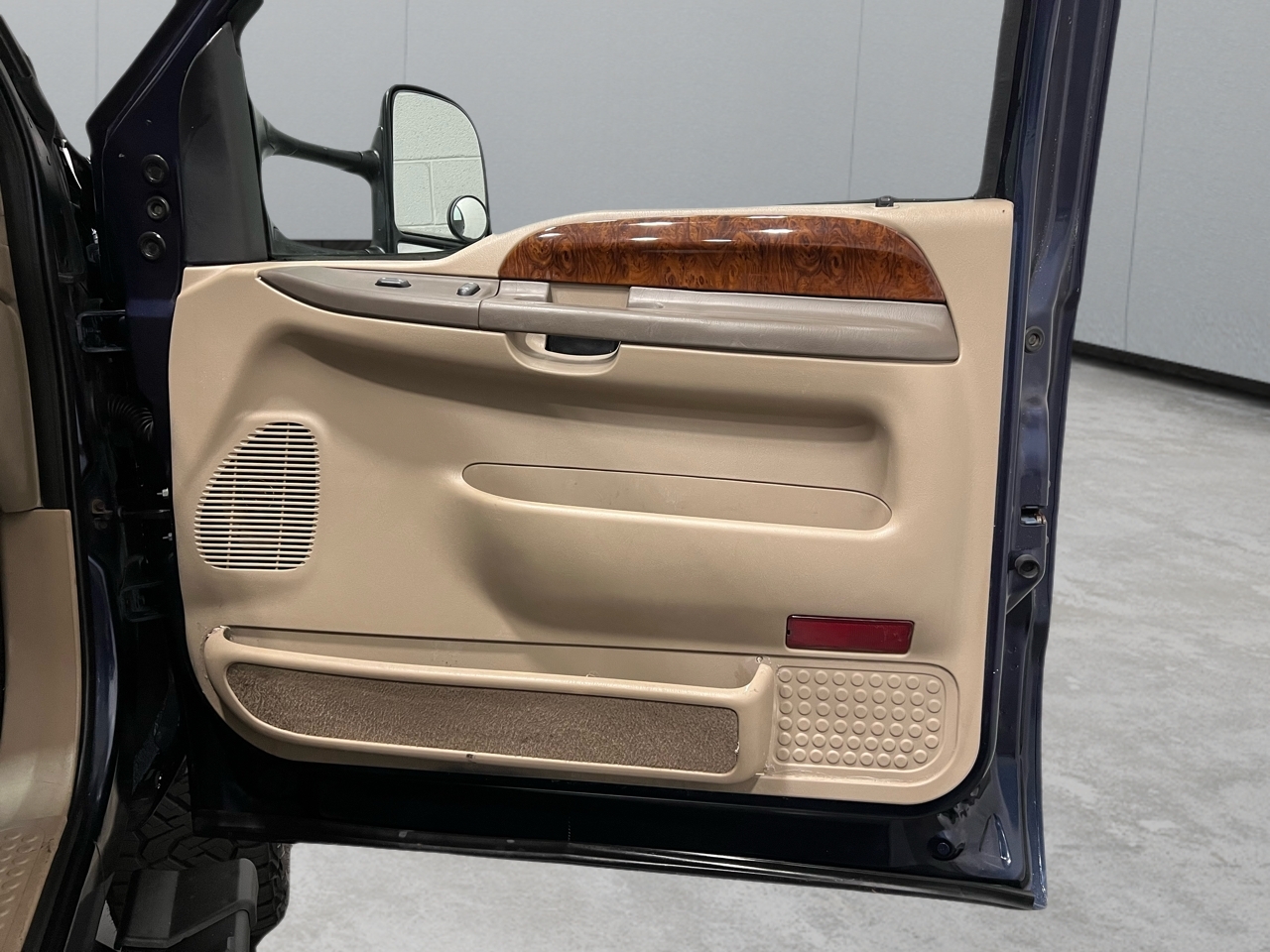 Ford F-250 SD Lariat Crew Cab 4WD 2003