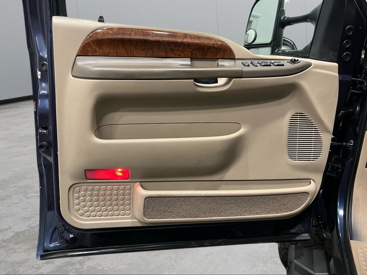 Ford F-250 SD Lariat Crew Cab 4WD 2003