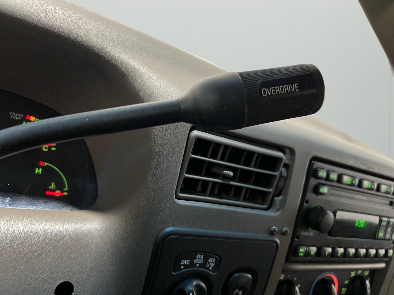 Ford F-250 SD Lariat Crew Cab 4WD 2003