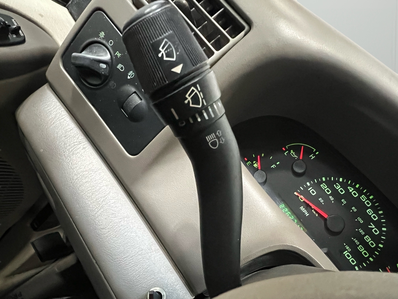 Ford F-250 SD Lariat Crew Cab 4WD 2003