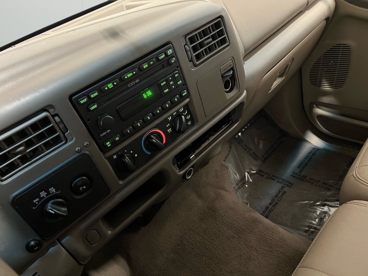 Ford F-250 SD Lariat Crew Cab 4WD 2003