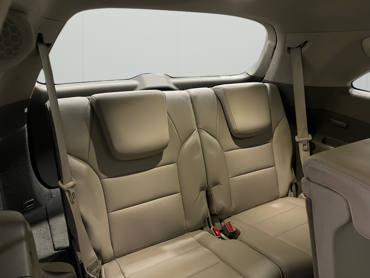 Acura MDX 6-Spd AT w/Tech Package 2011