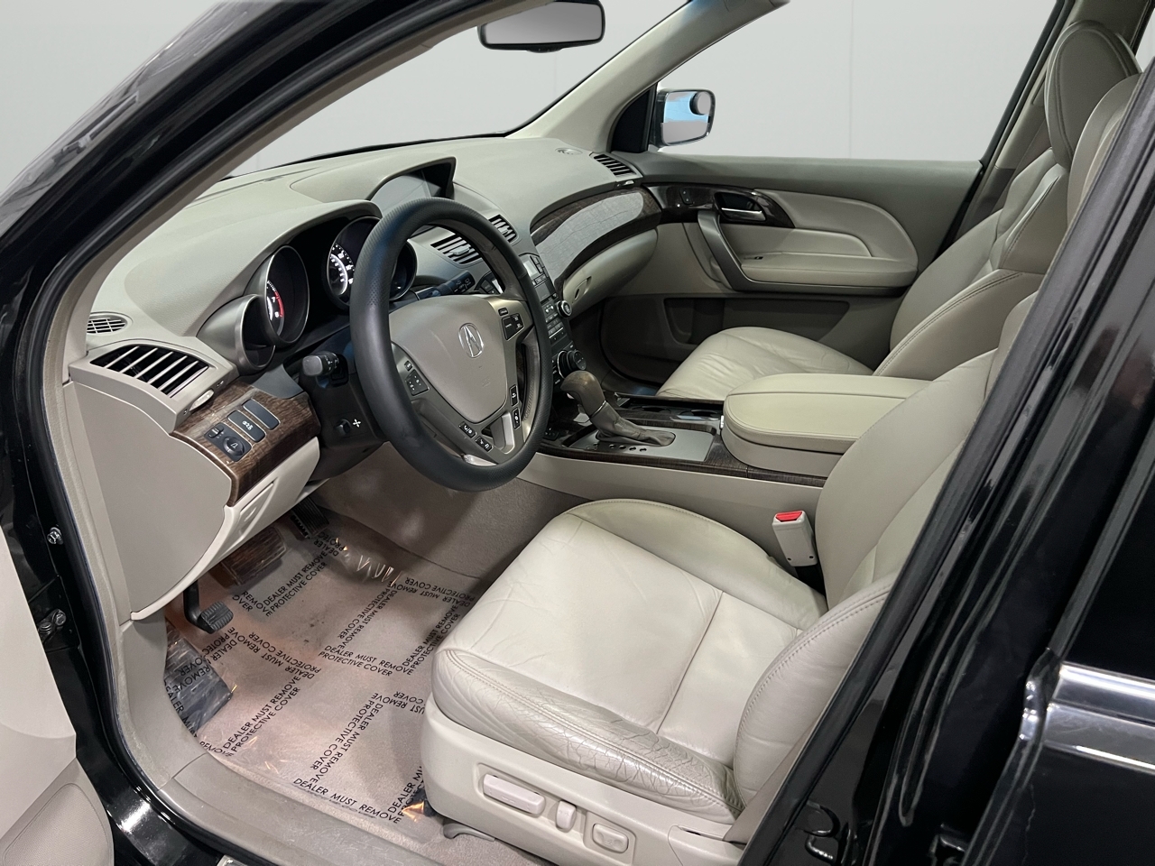 Acura MDX 6-Spd AT w/Tech Package 2011