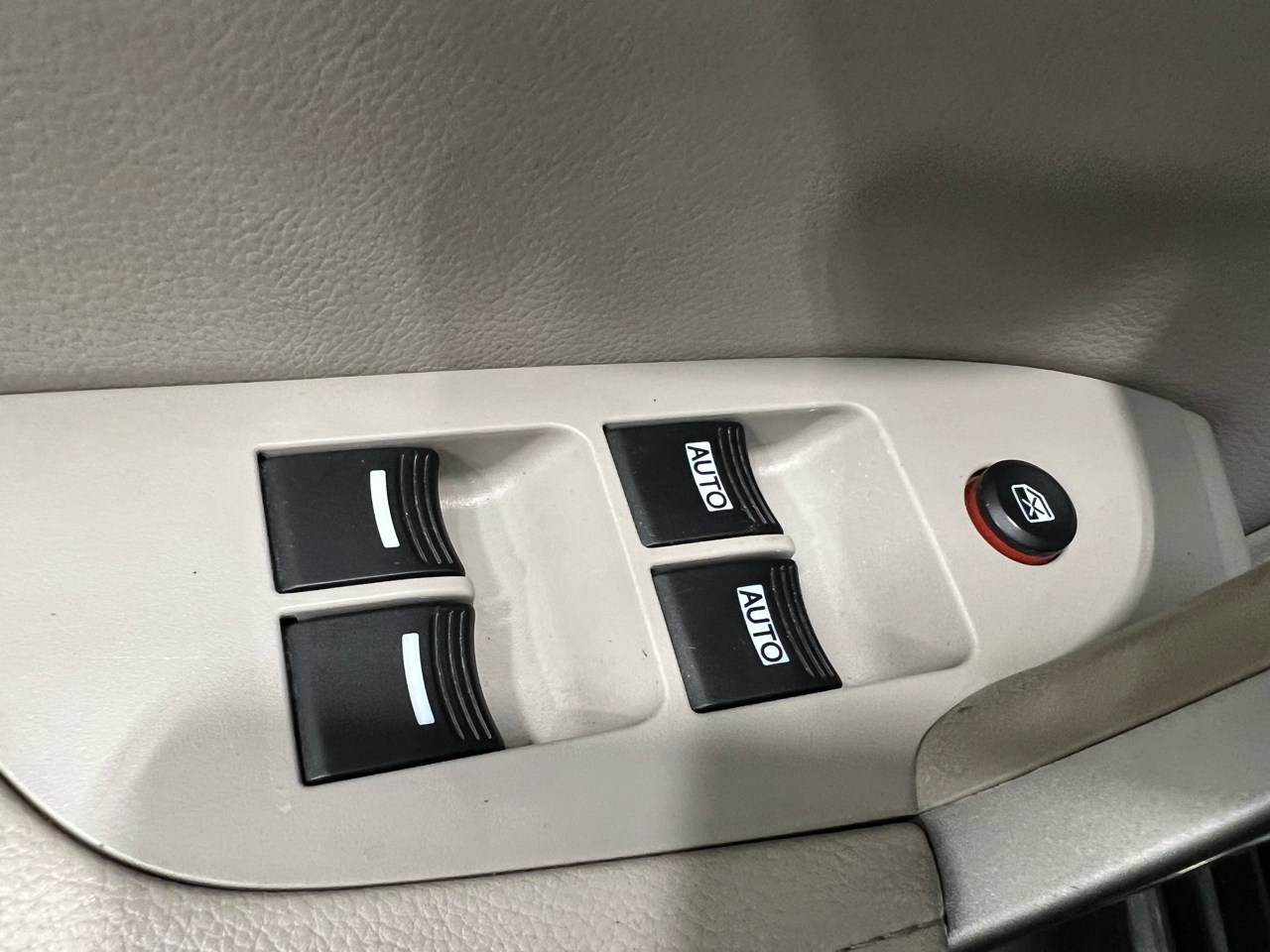 Acura MDX 6-Spd AT w/Tech Package 2011