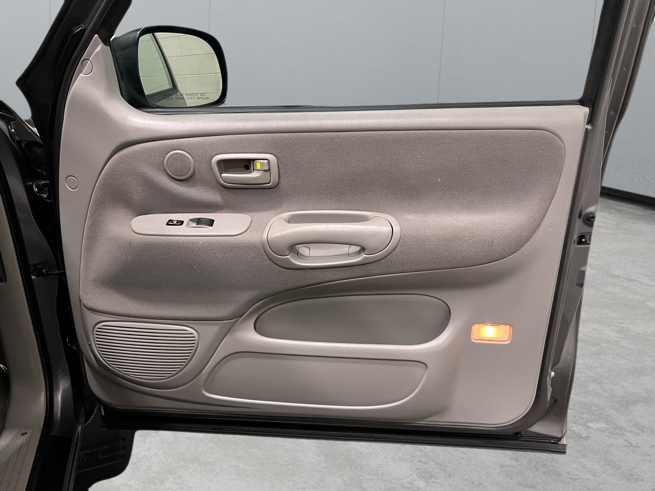 Toyota Tundra SR5 Access Cab 2WD 2004