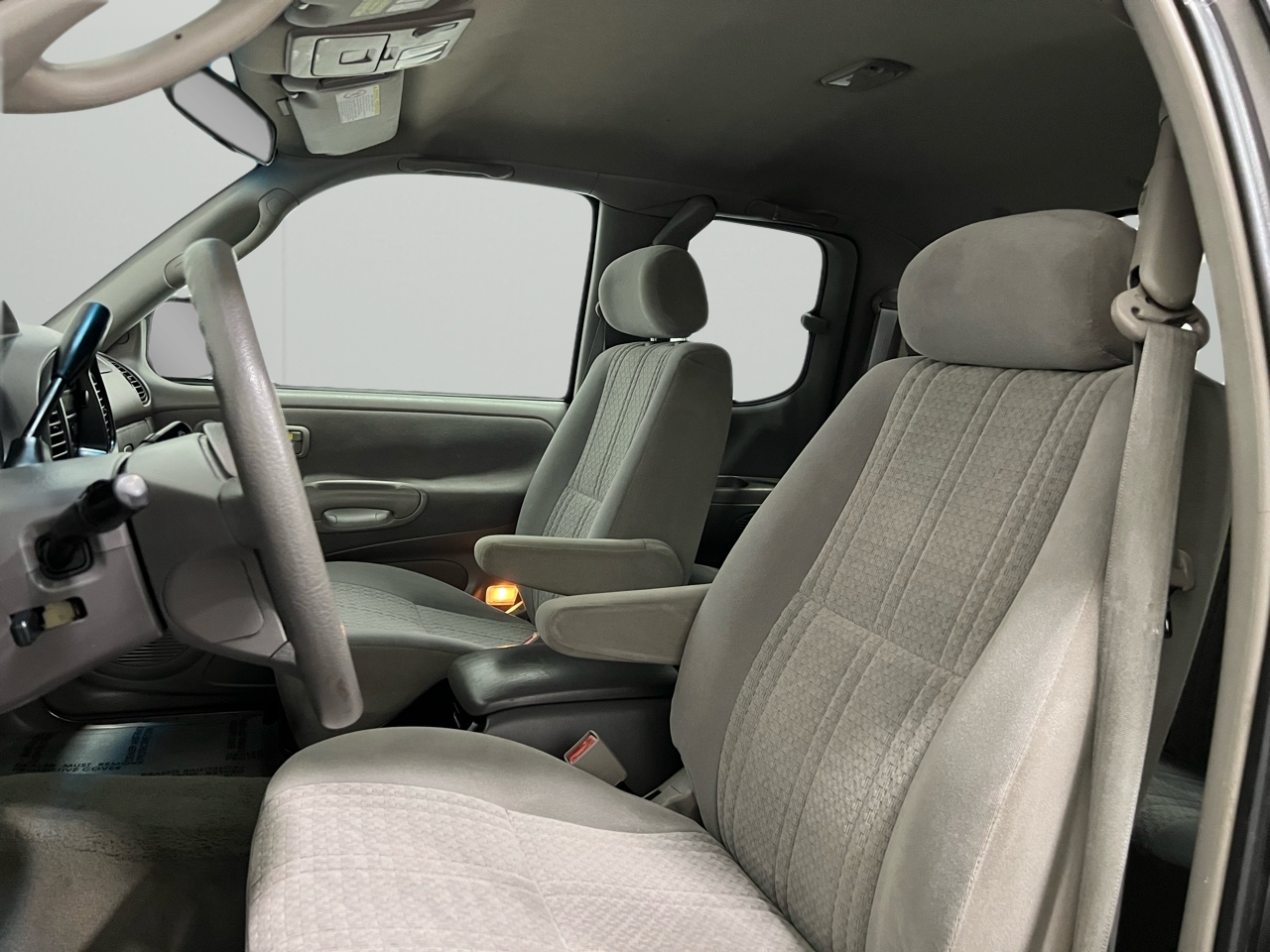 Toyota Tundra SR5 Access Cab 2WD 2004