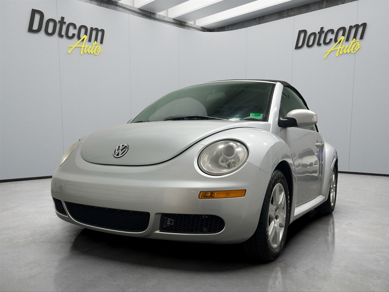 Volkswagen New Beetle 2.5L Convertible 2007