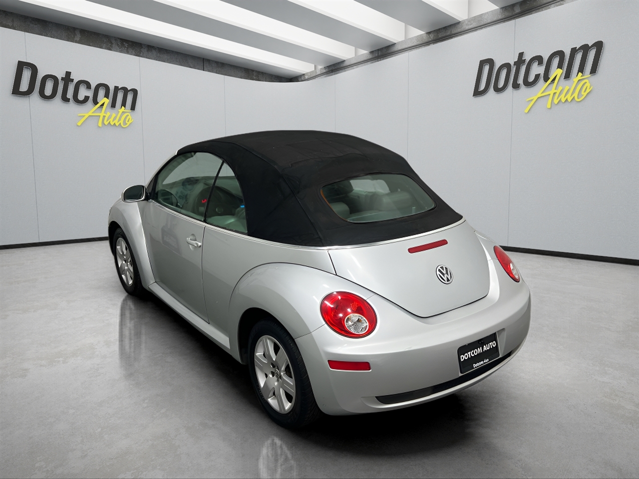 Volkswagen New Beetle 2.5L Convertible 2007