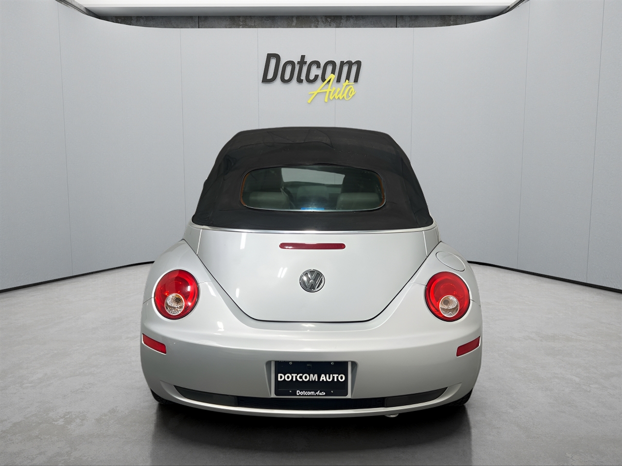 Volkswagen New Beetle 2.5L Convertible 2007