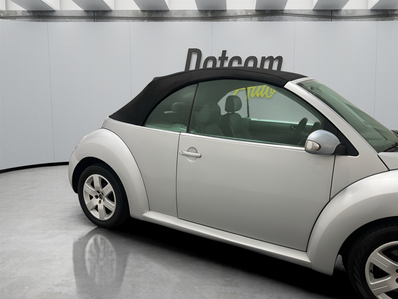Volkswagen New Beetle 2.5L Convertible 2007
