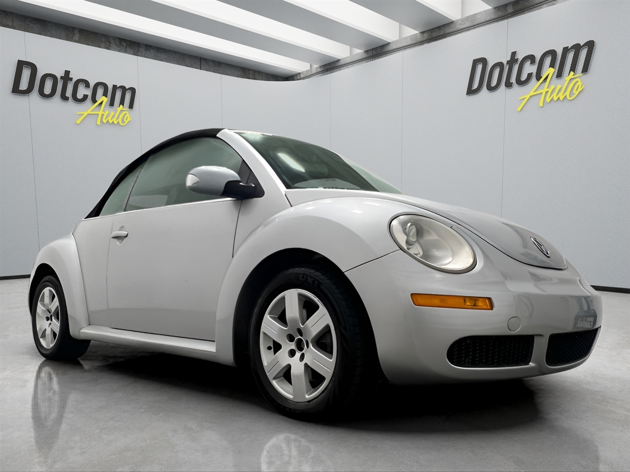 Volkswagen New Beetle 2.5L Convertible 2007