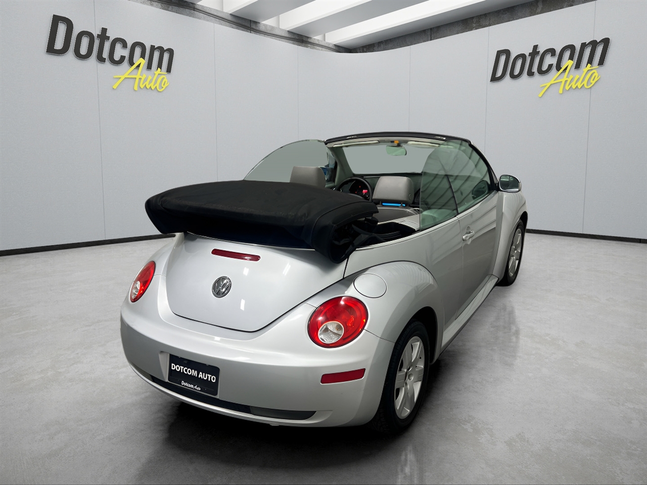 Volkswagen New Beetle 2.5L Convertible 2007
