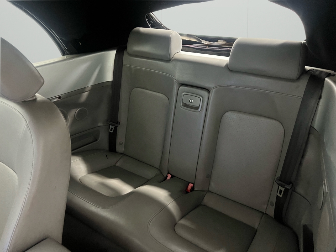 Volkswagen New Beetle 2.5L Convertible 2007