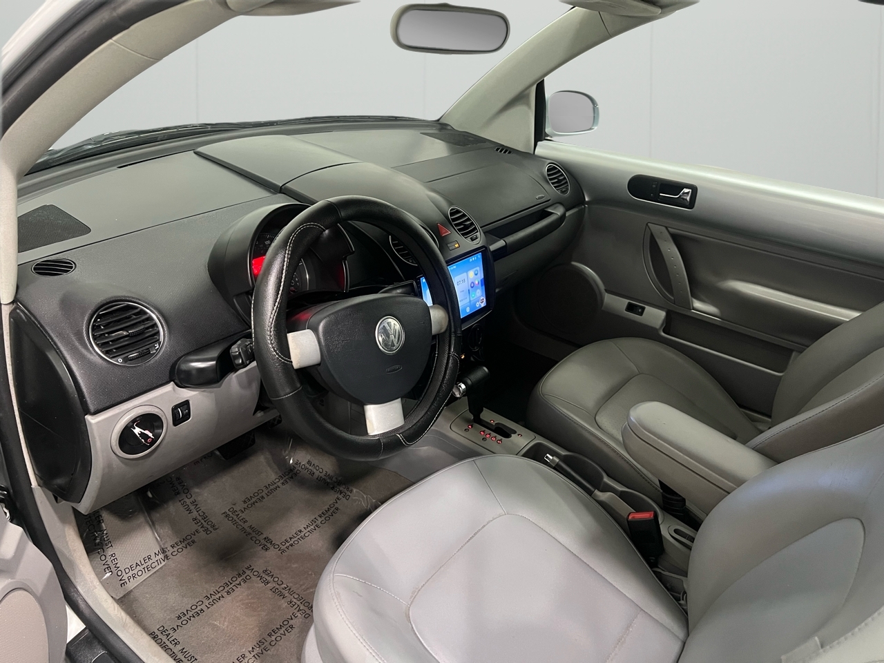 Volkswagen New Beetle 2.5L Convertible 2007