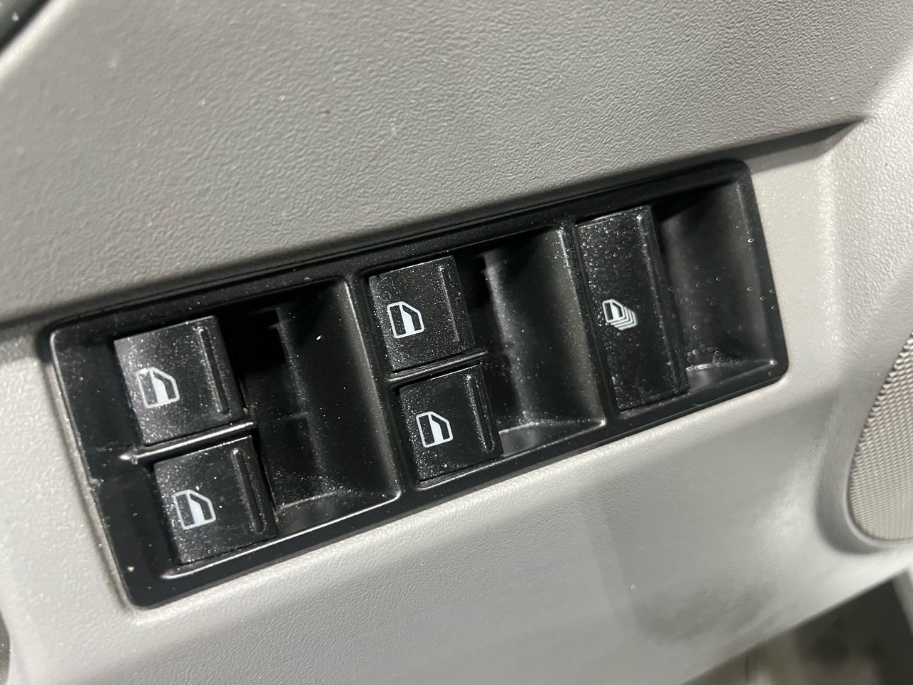 Volkswagen New Beetle 2.5L Convertible 2007