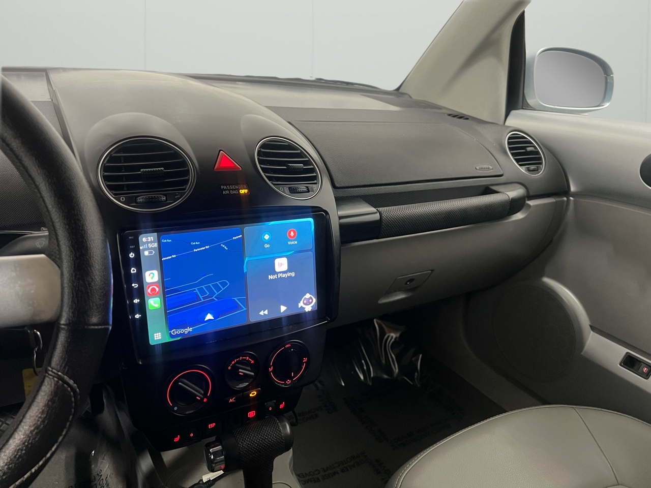 Volkswagen New Beetle 2.5L Convertible 2007