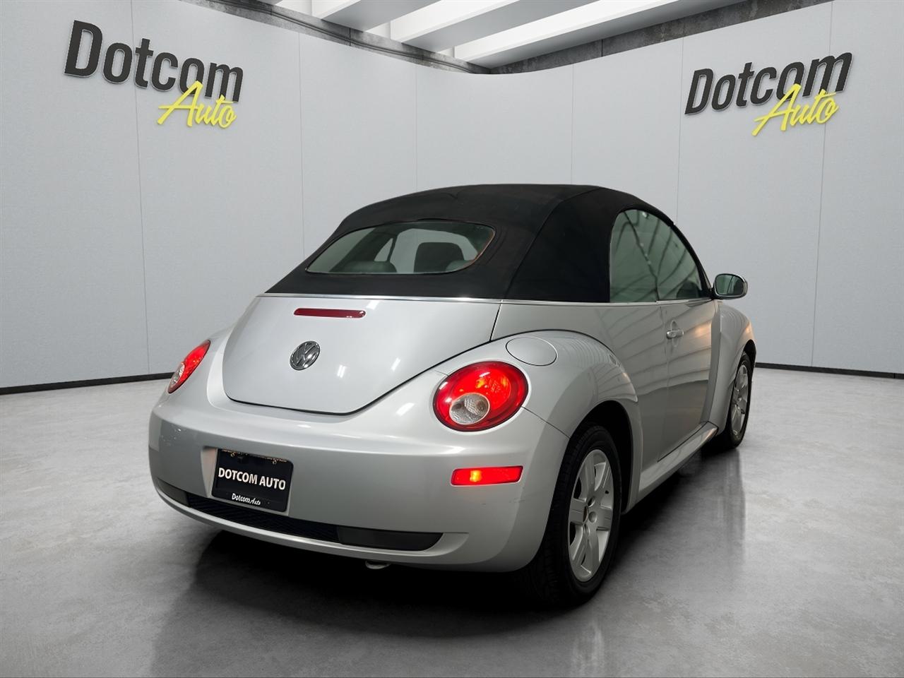 Volkswagen New Beetle 2.5L Convertible 2007