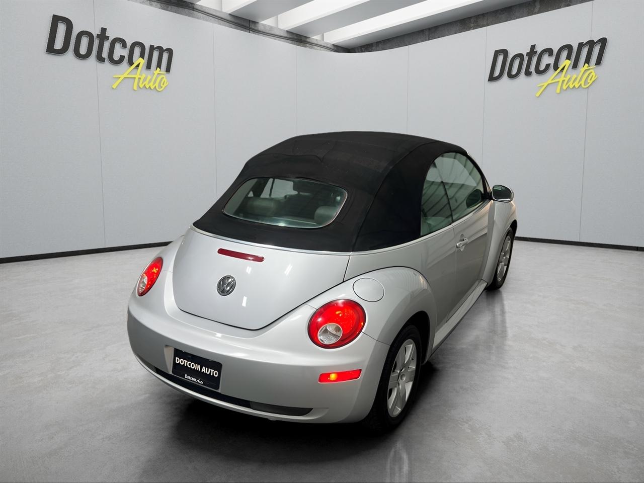 Volkswagen New Beetle 2.5L Convertible 2007
