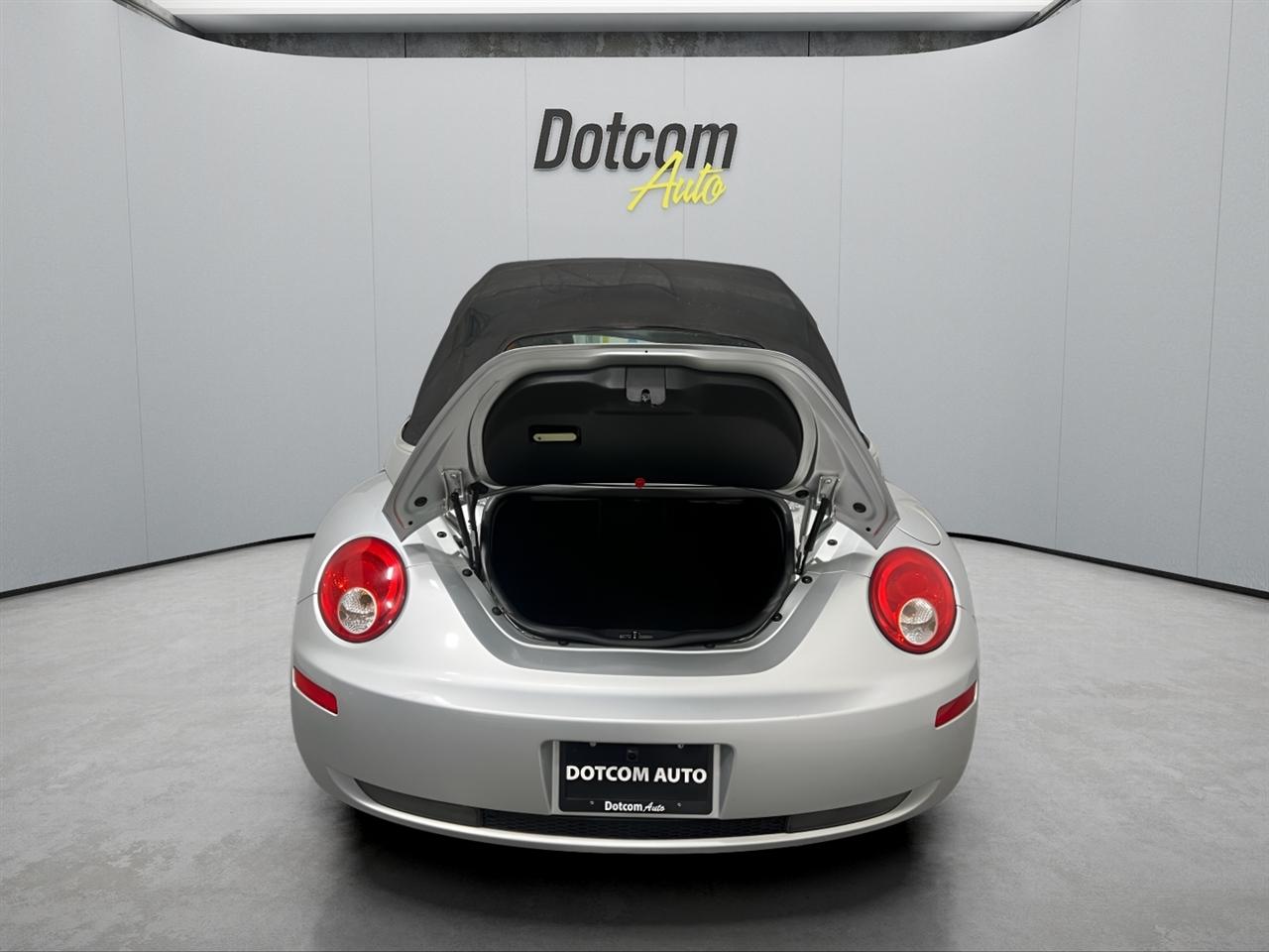 Volkswagen New Beetle 2.5L Convertible 2007