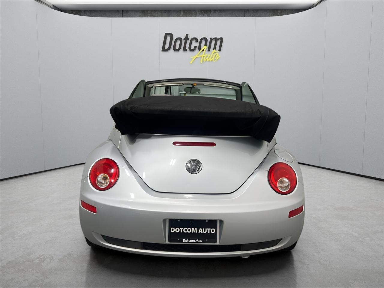 Volkswagen New Beetle 2.5L Convertible 2007