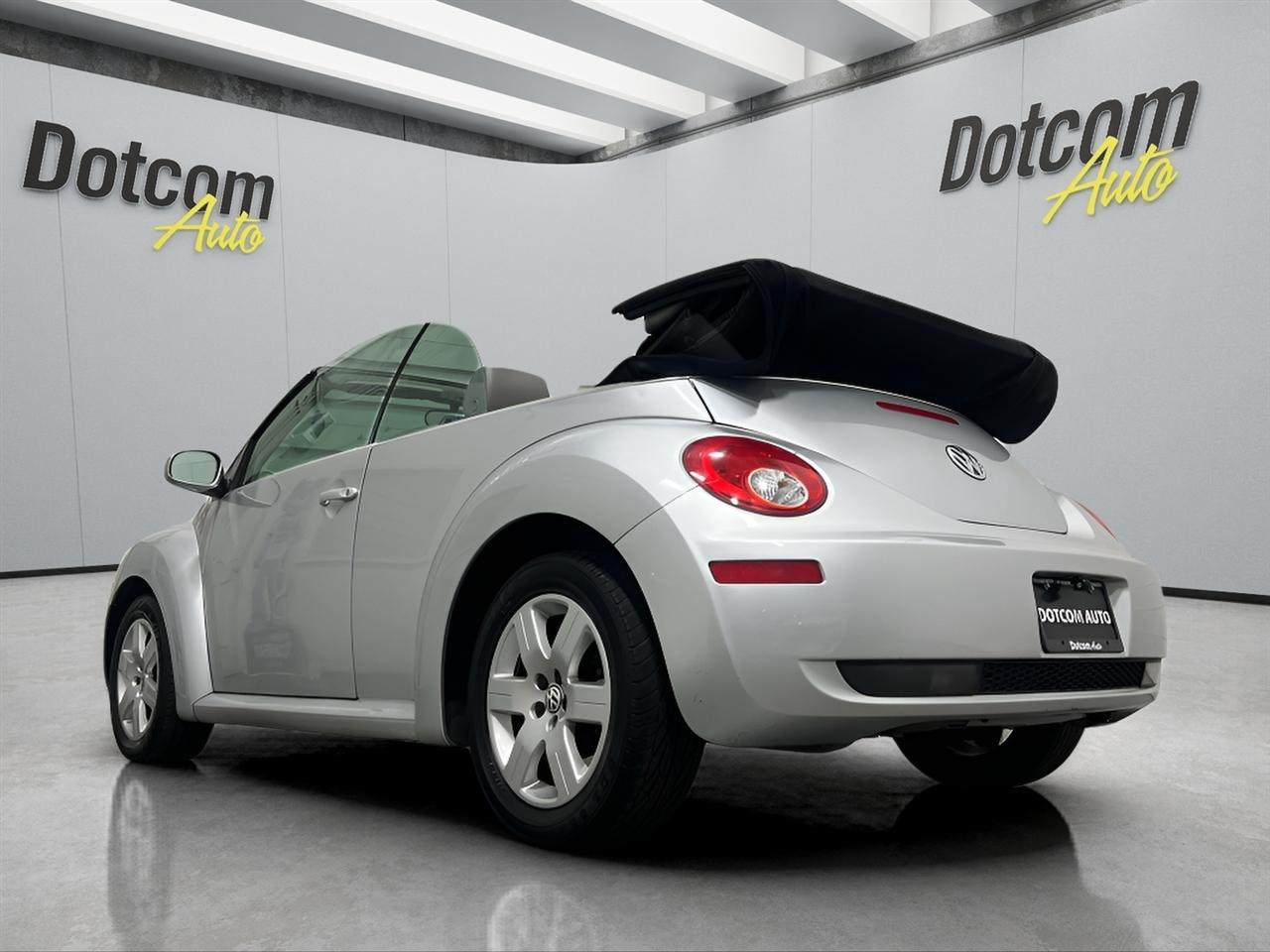 Volkswagen New Beetle 2.5L Convertible 2007