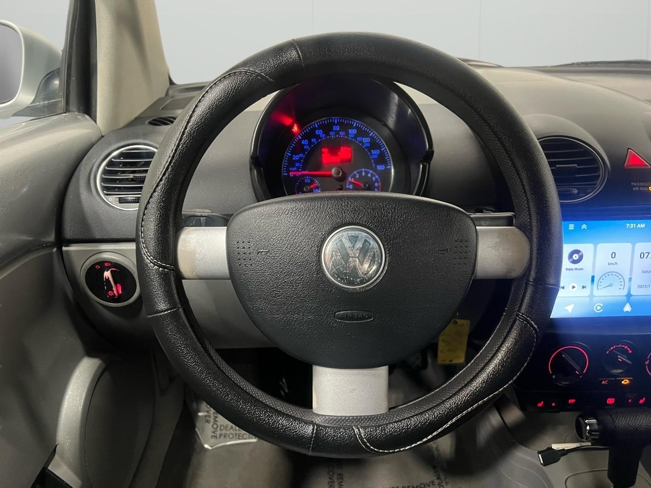 Volkswagen New Beetle 2.5L Convertible 2007