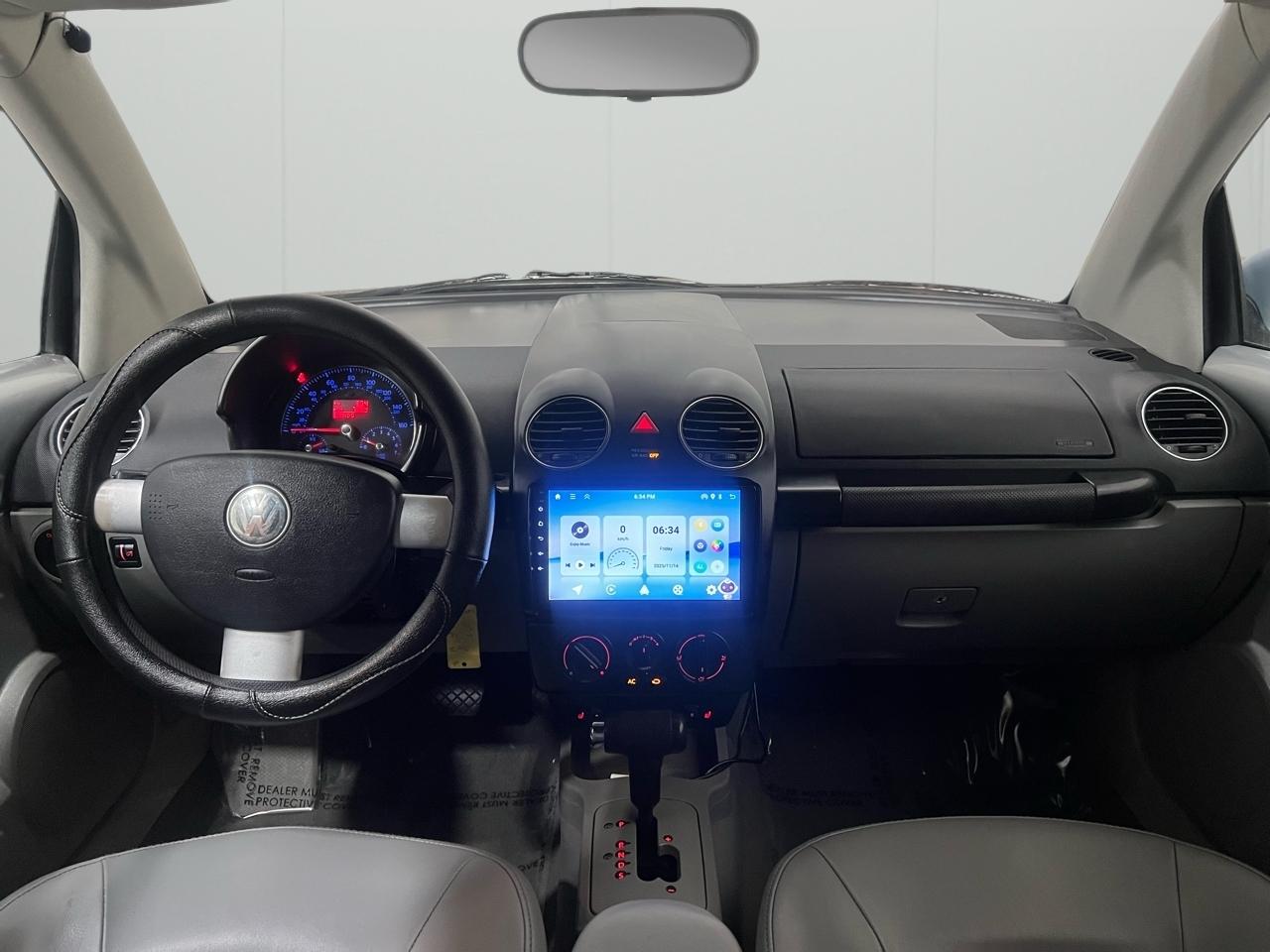 Volkswagen New Beetle 2.5L Convertible 2007