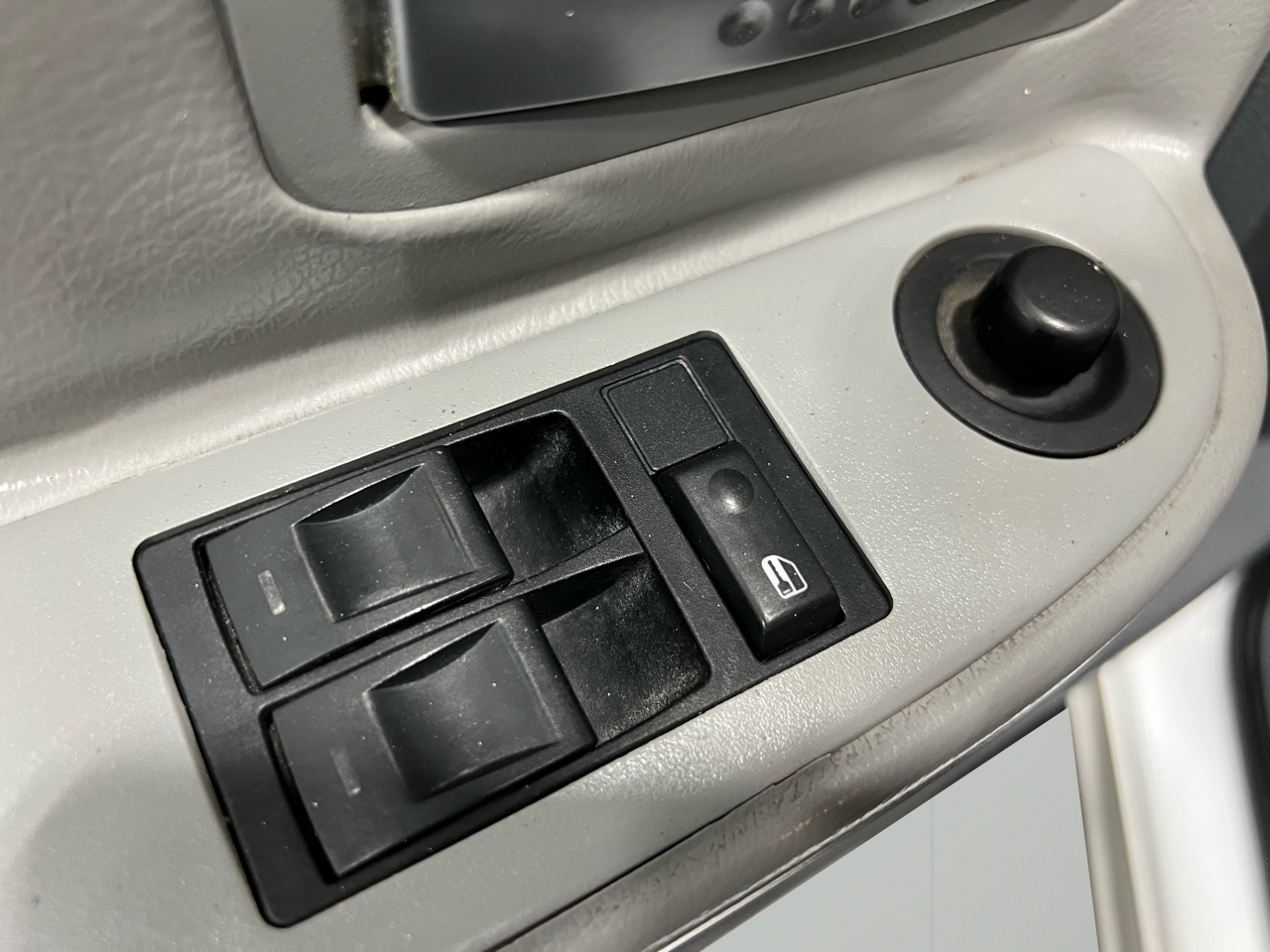 Dodge Dakota Laramie Club Cab 4WD 2005