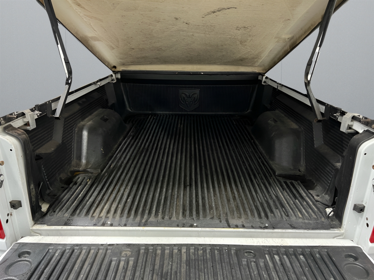 Dodge Dakota Laramie Club Cab 4WD 2005