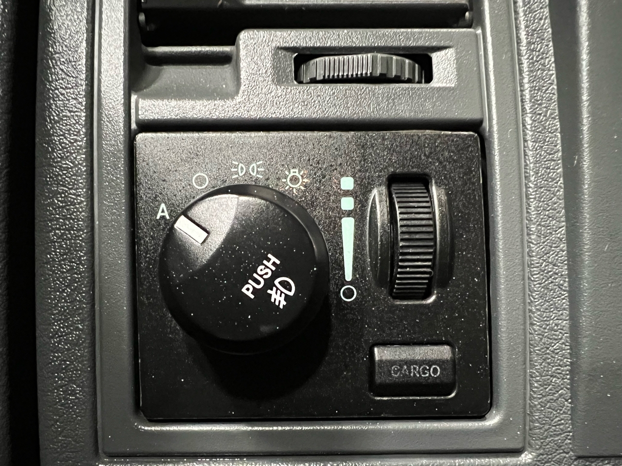 Dodge Dakota Laramie Club Cab 4WD 2005