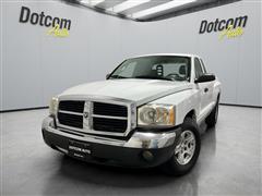2005 Dodge Dakota 