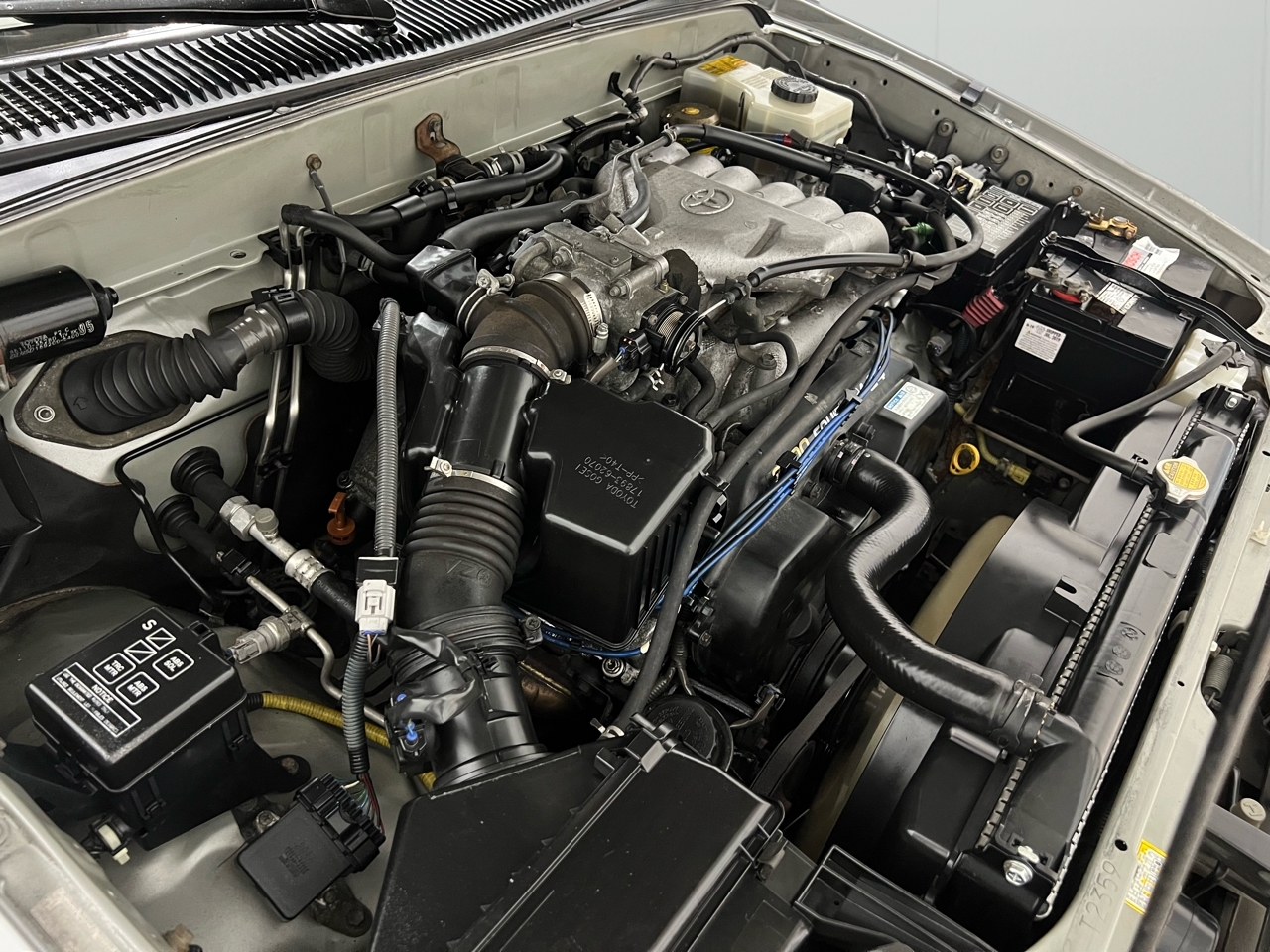 Toyota 4Runner SR5 4WD 2002