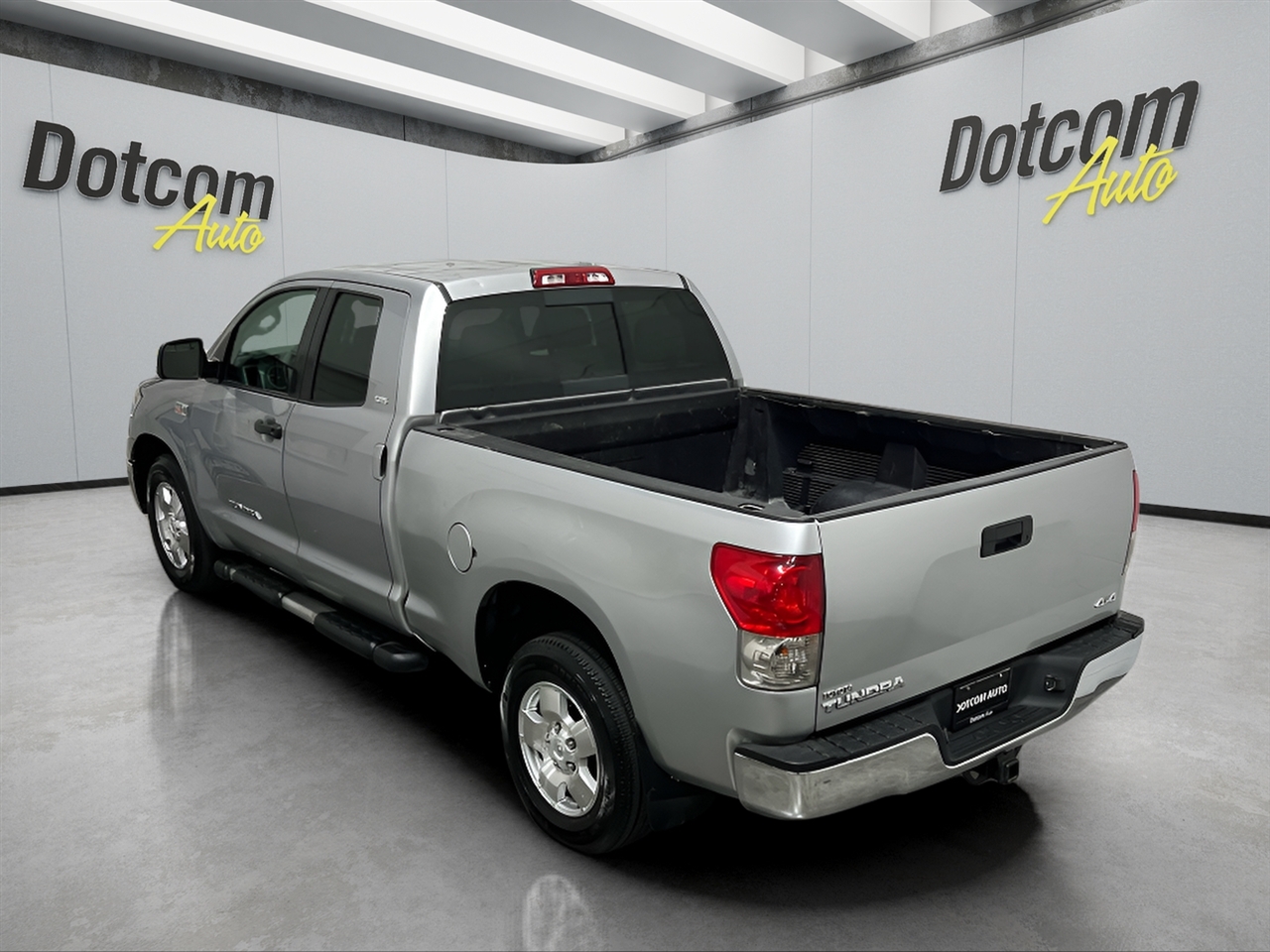 Toyota Tundra SR5 Double Cab 5.7L 4WD 2008