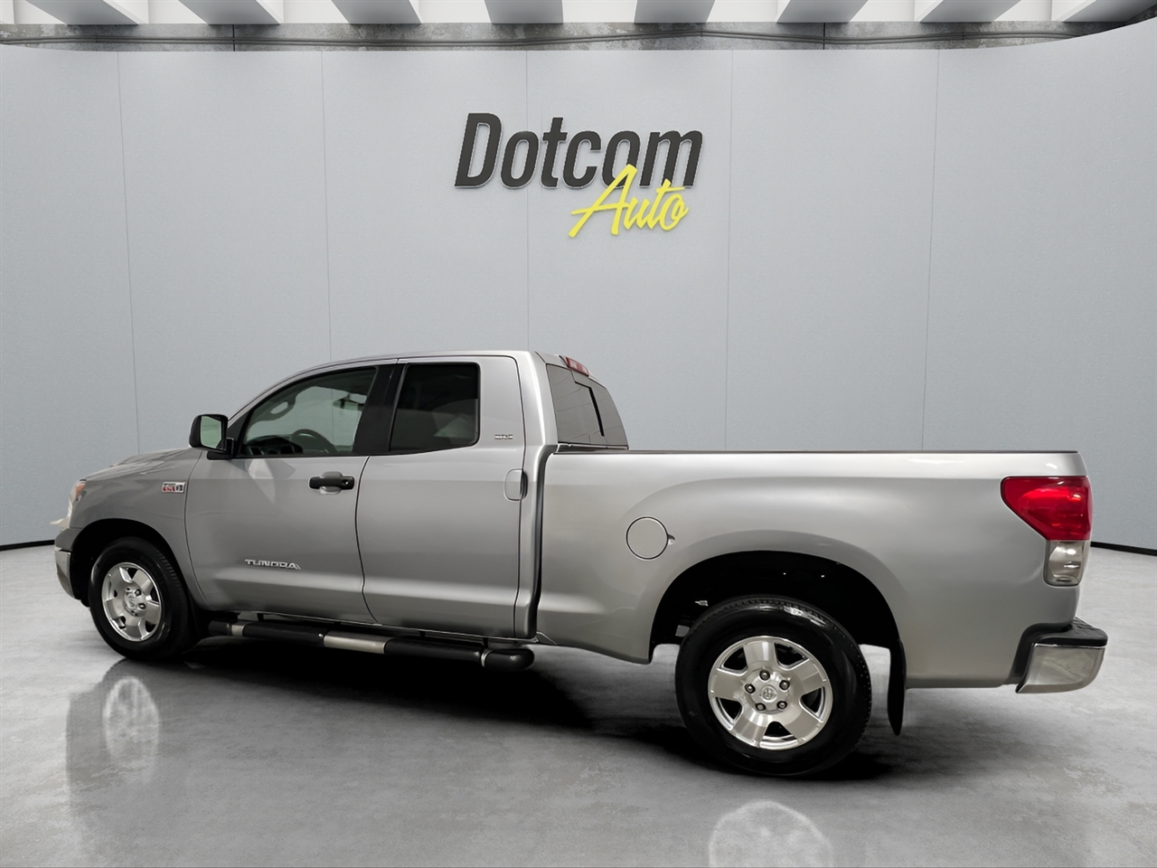 Toyota Tundra SR5 Double Cab 5.7L 4WD 2008