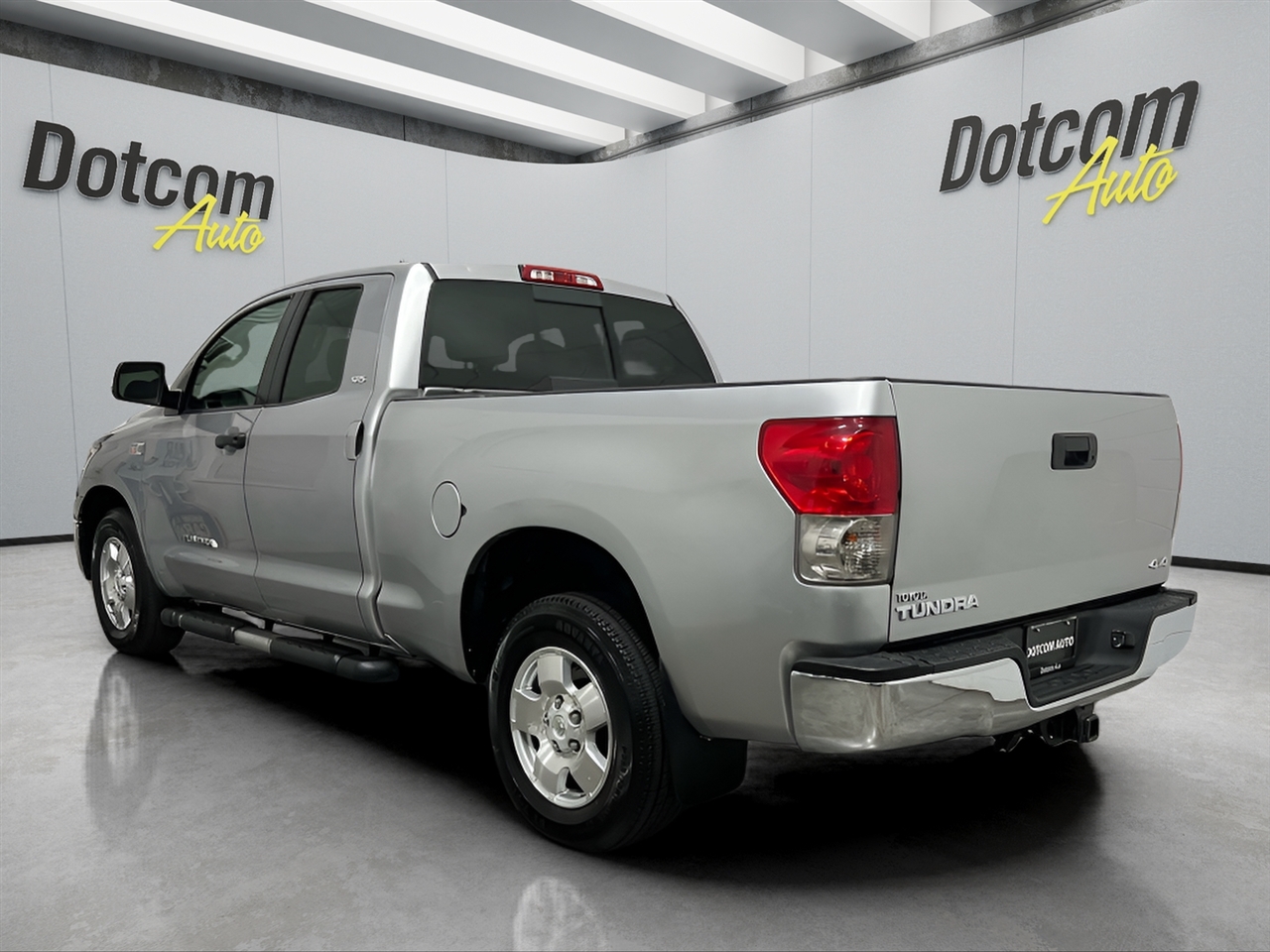 Toyota Tundra SR5 Double Cab 5.7L 4WD 2008