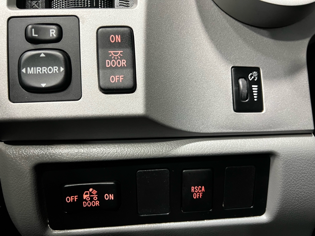 Toyota Tundra SR5 Double Cab 5.7L 4WD 2008