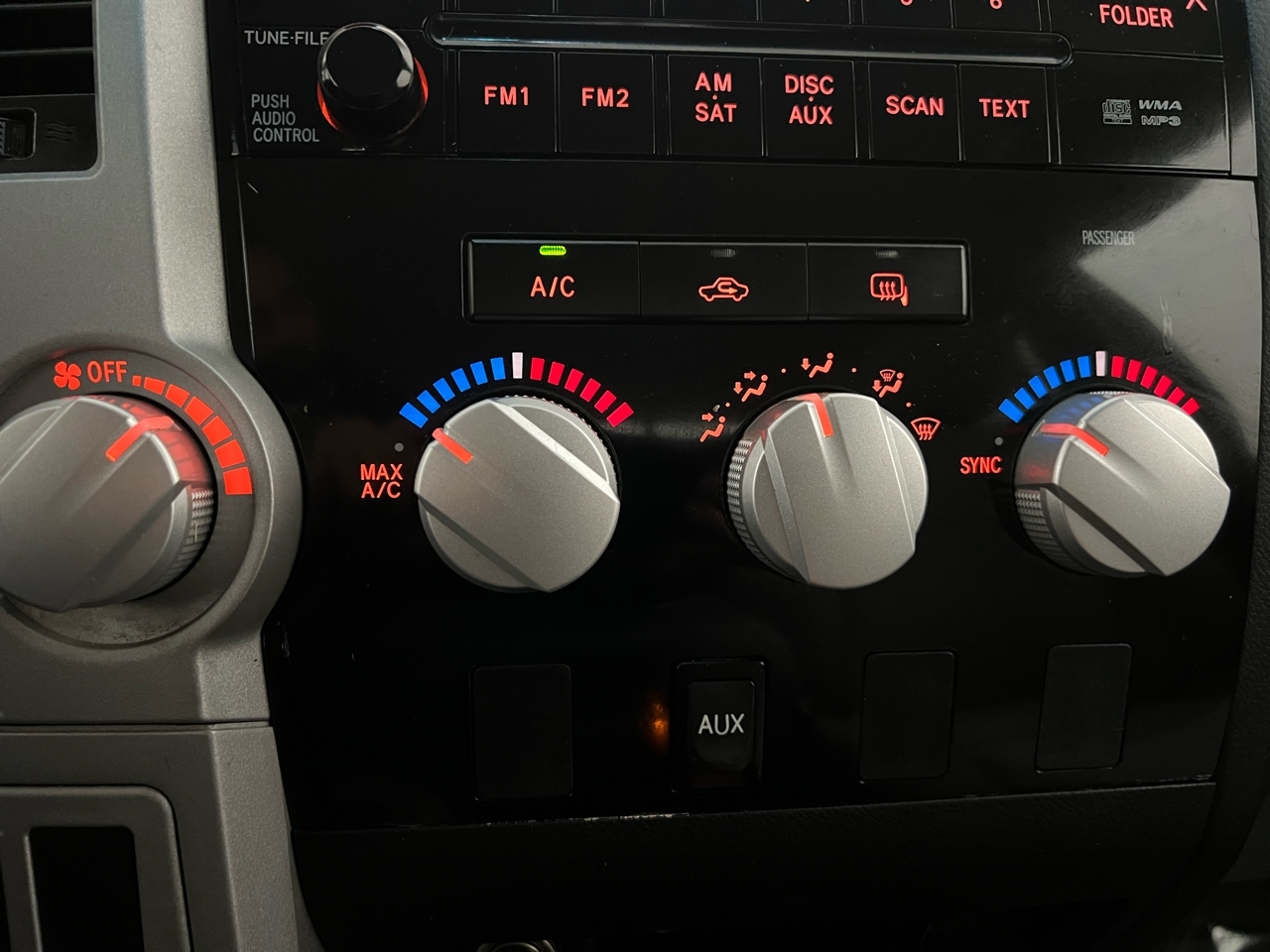 Toyota Tundra SR5 Double Cab 5.7L 4WD 2008