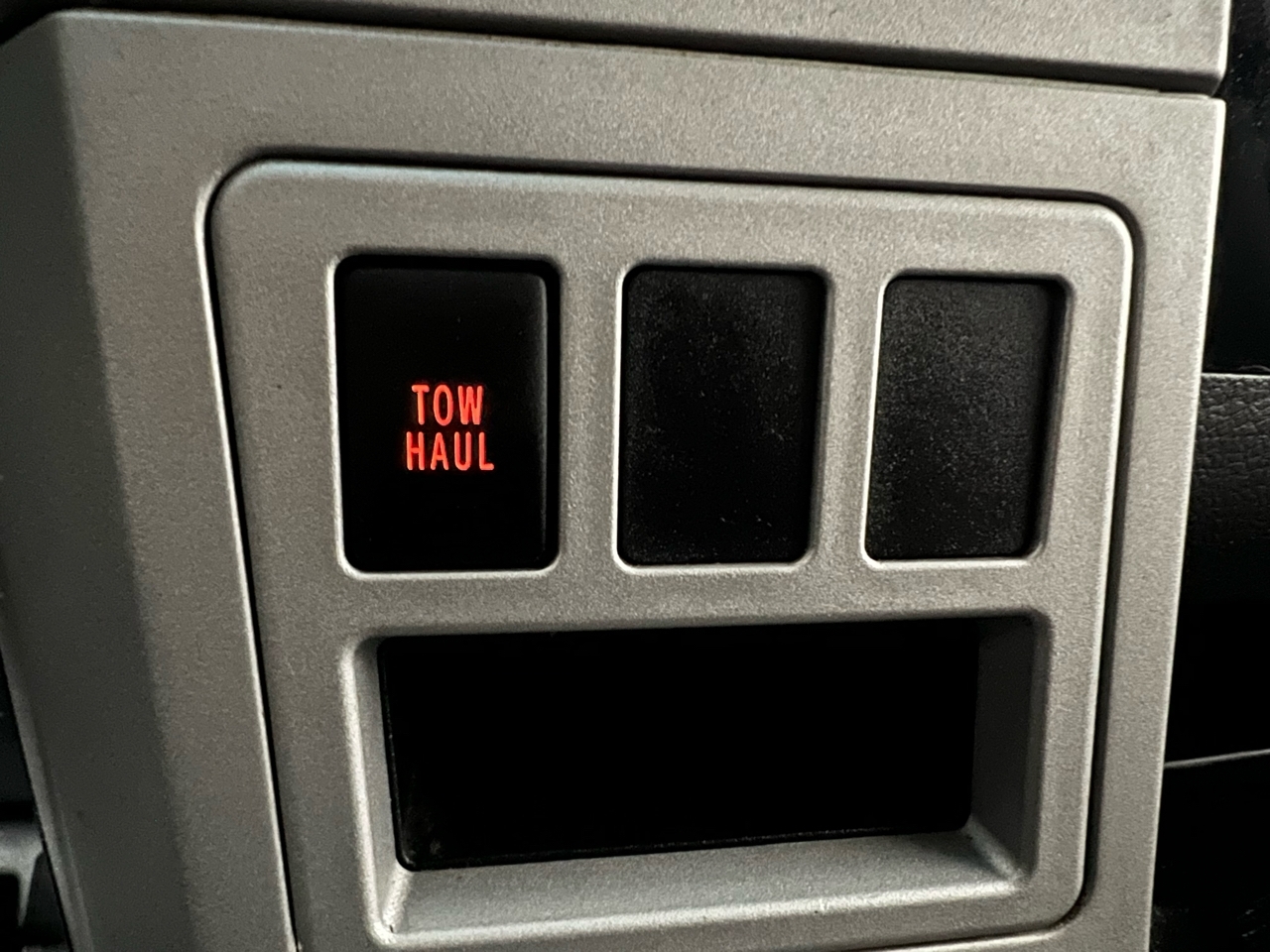 Toyota Tundra SR5 Double Cab 5.7L 4WD 2008