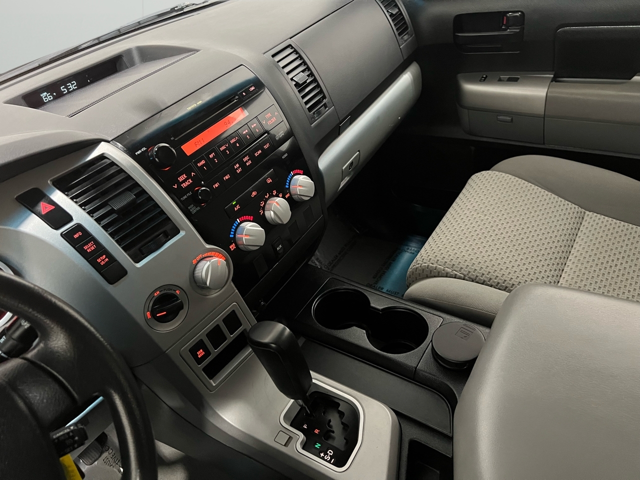 Toyota Tundra SR5 Double Cab 5.7L 4WD 2008