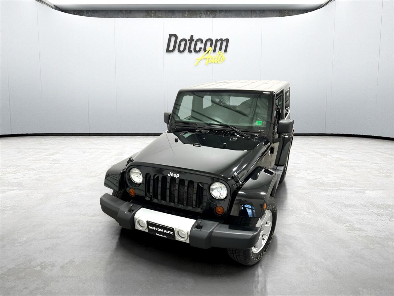 2010 Jeep Wrangler Sahara's photo