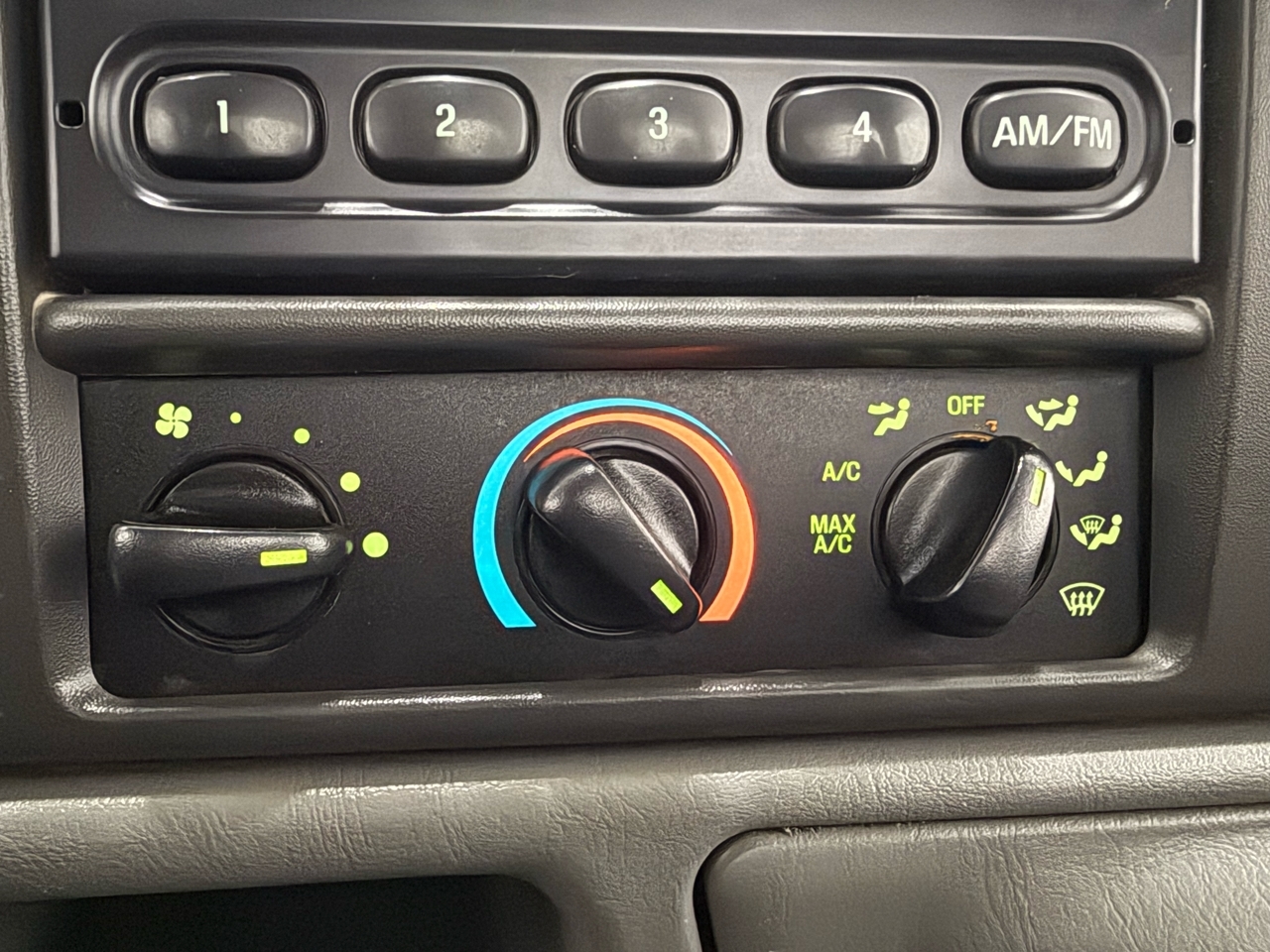 Ford F-250 SD XL 4WD 2003